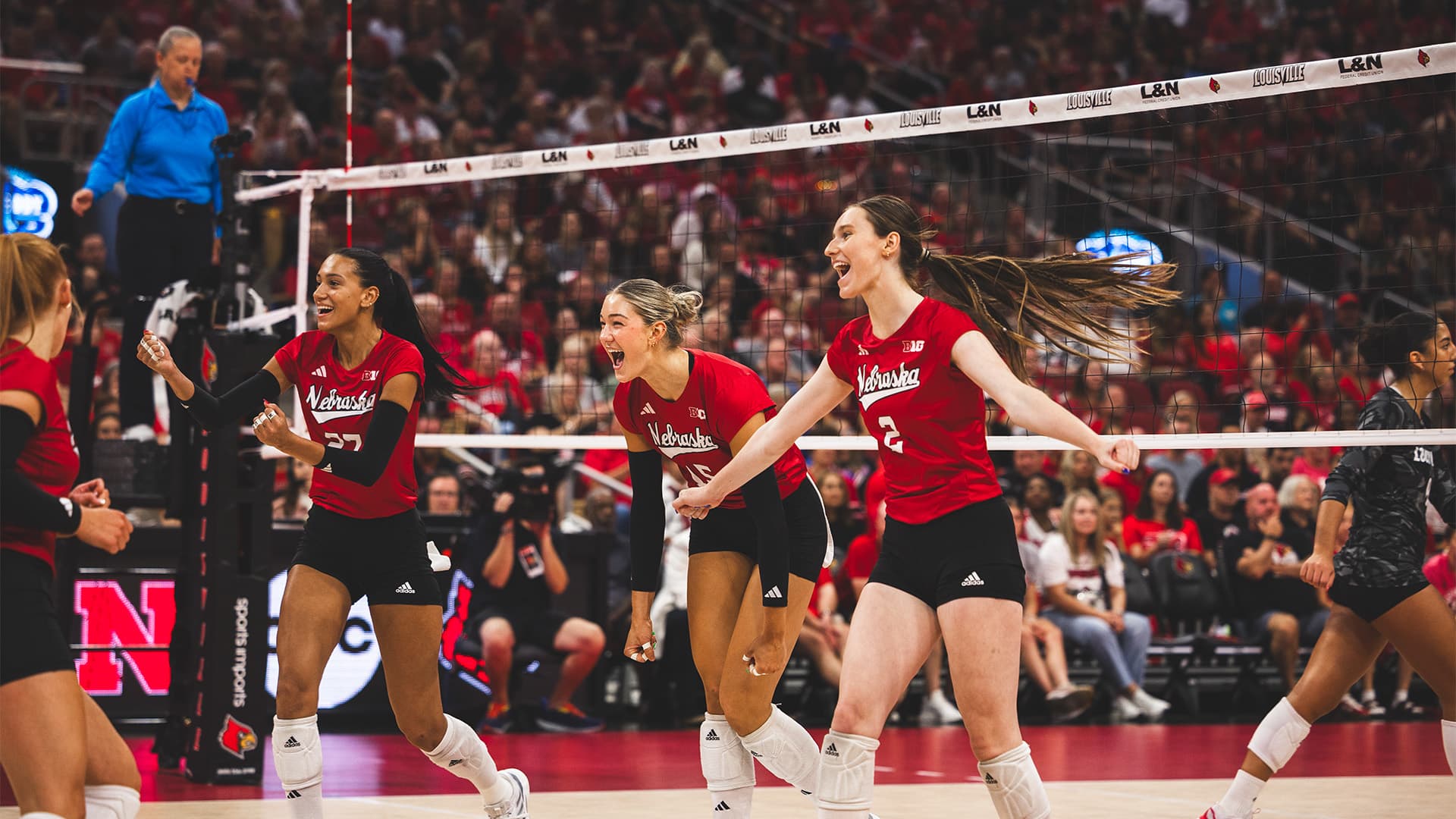 Husker Volleyball Sweeps #4 Louisville